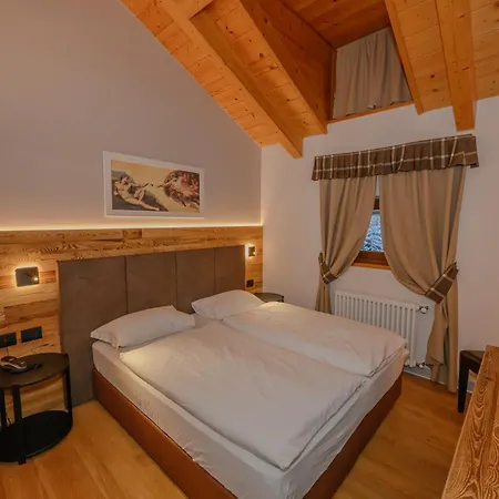 Hotell Tita Piaz Canazei