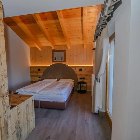 Tita Piaz Szálloda 3*